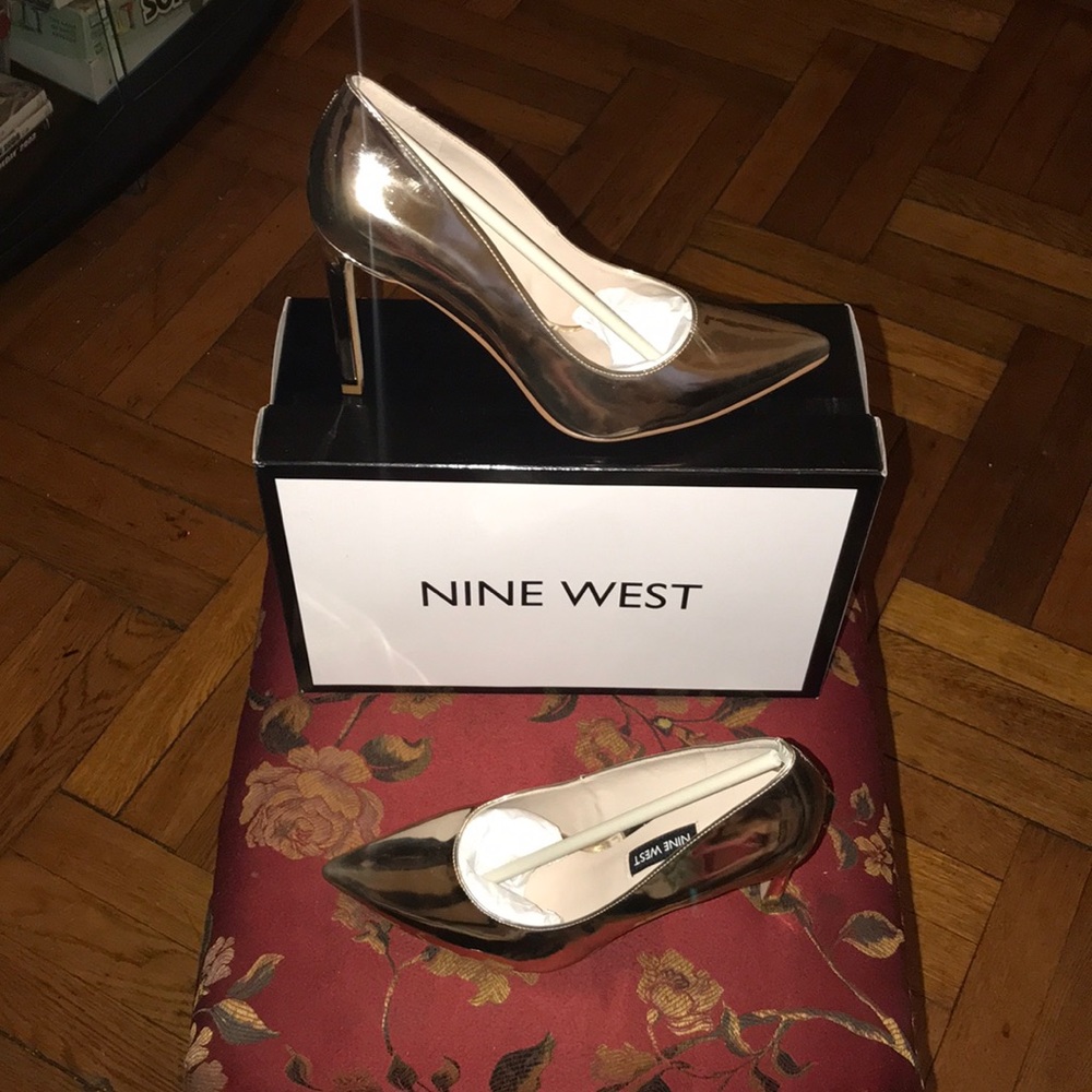 Nine West Tatiana Pointy Toe Pumps - Patent 7.5